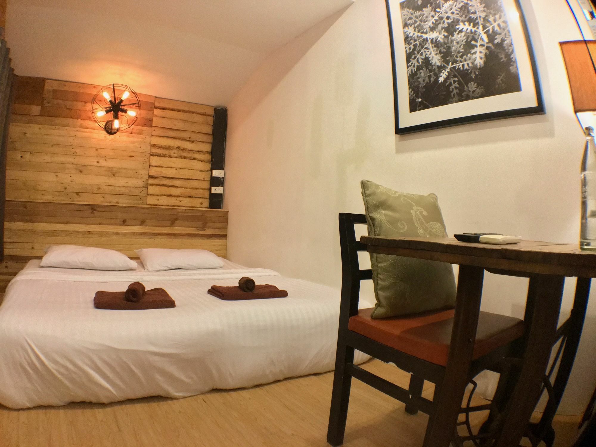 Jao Hostel & Cafe Chiang Mai Extérieur photo